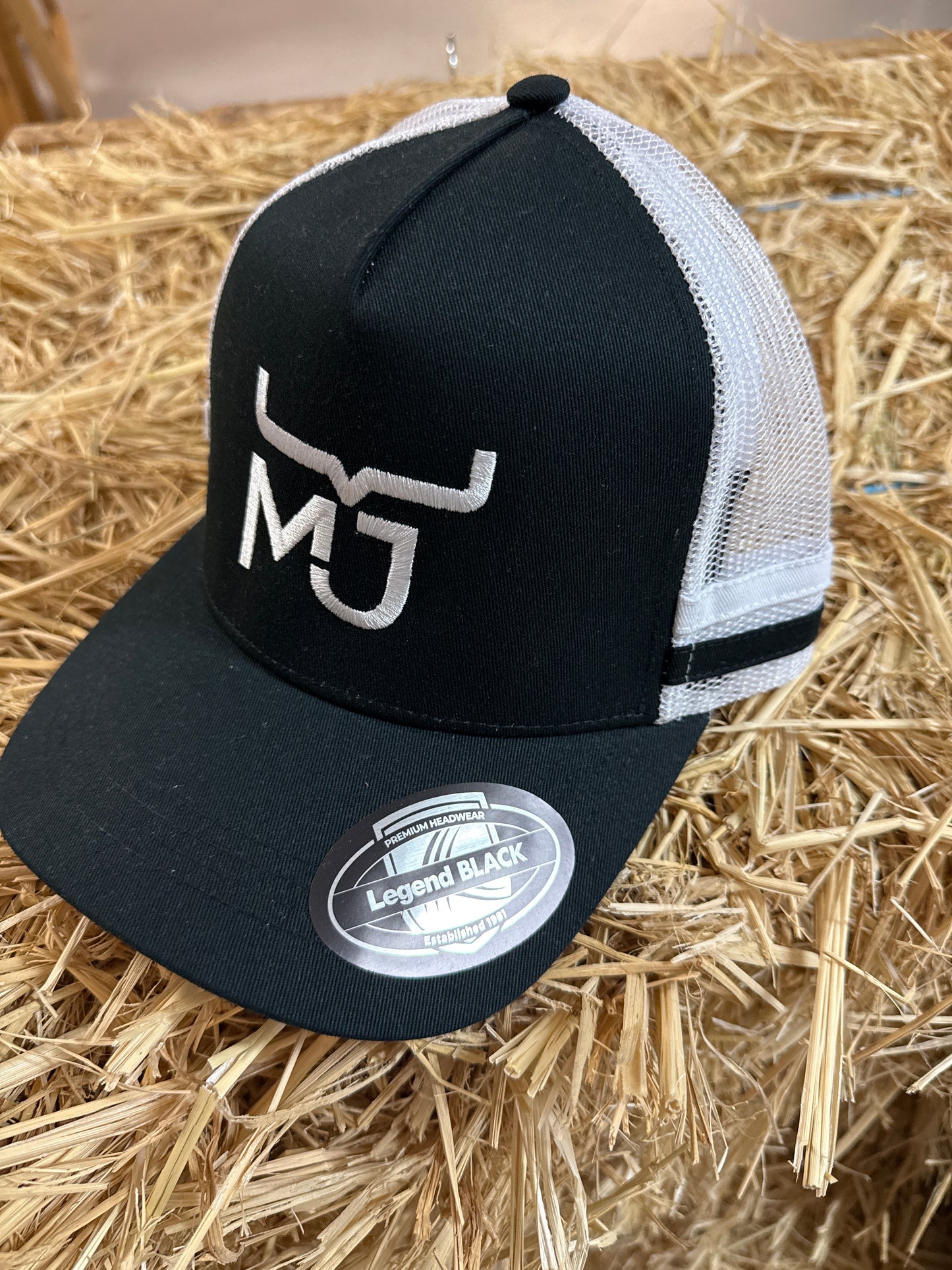 MJ Legend Black Caps