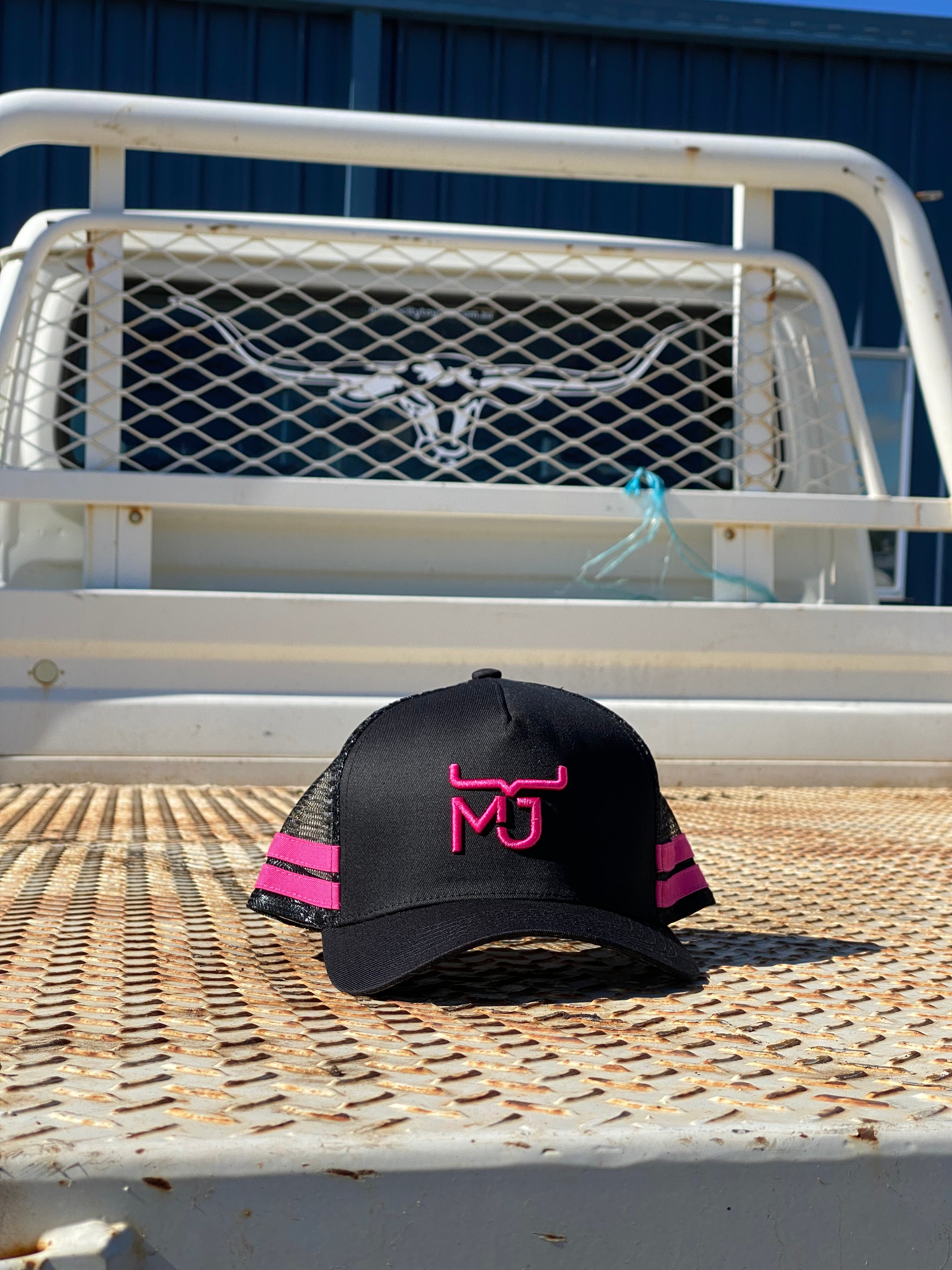 MJ Cap