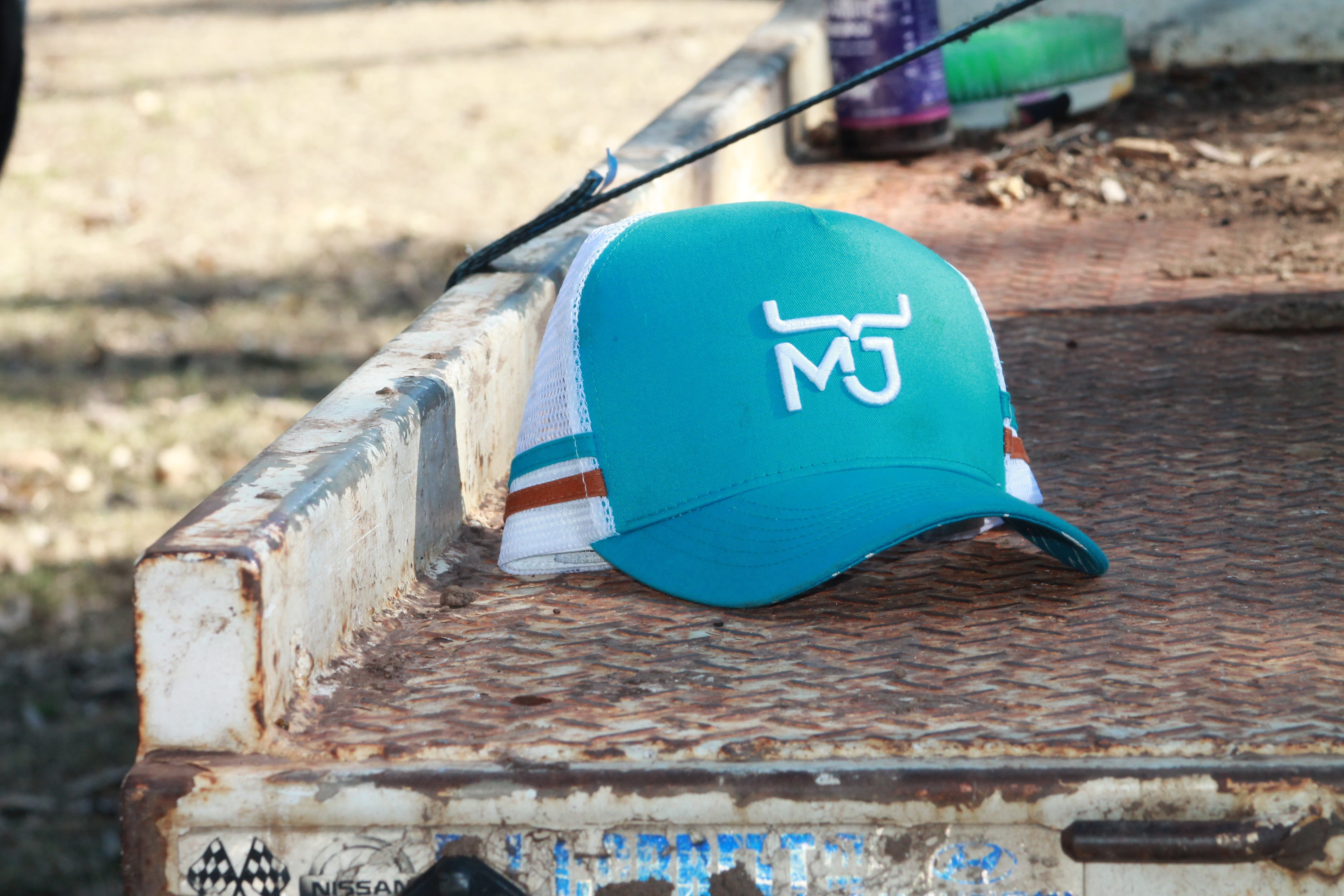 MJ Cap